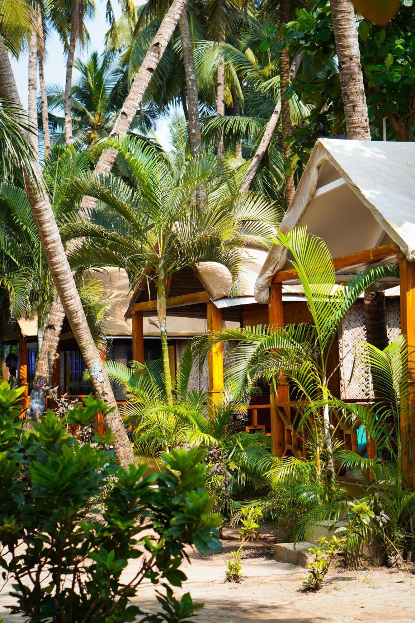 Sameer Beachfront Cottages Canacona Bagian luar foto